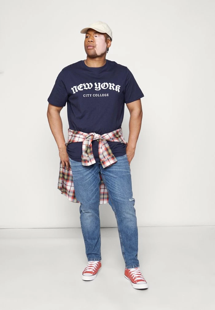 STOCKHOLM DESTROY - Jeans Tapered Fit - hollywood worn