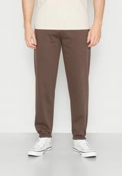 Redefined Rebel VALENTIN PANTS - Tracksuit Bottoms - Chocolate Brown