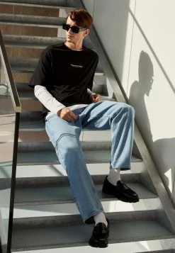 Redefined Rebel CARRIS TEE UNISEX - Print T-shirt - Black