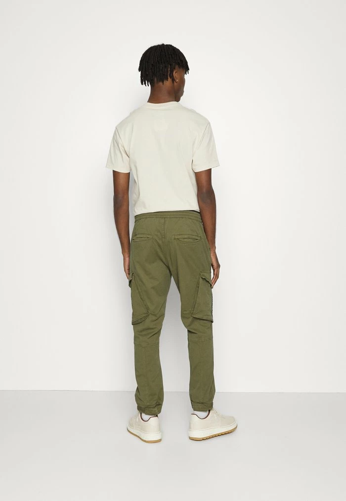 PANTS - Cargo trousers - dark olive