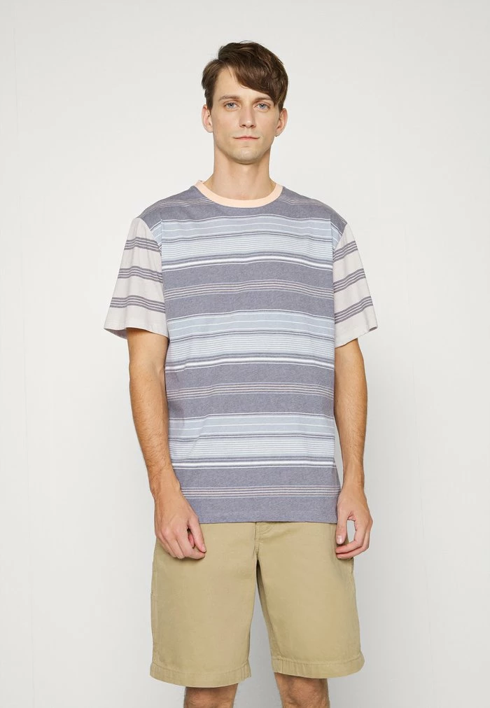 HECTOR TEE UNISEX - Print T-shirt - navy blazer