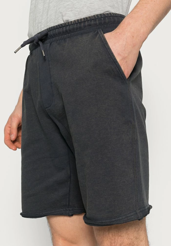 RRFRESH - Shorts - ebony