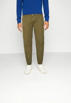 Redefined Rebel RUDY PANTS - Trousers - Dark Olive