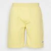 Redefined Rebel MELVIN - Shorts - Cornsilk